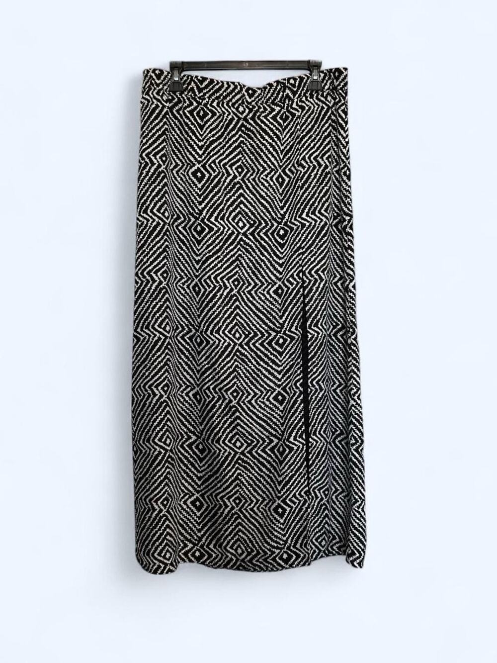 MICHAEL Michael Kors Black White Geometric Graphic Print Maxi Skirt M Slit